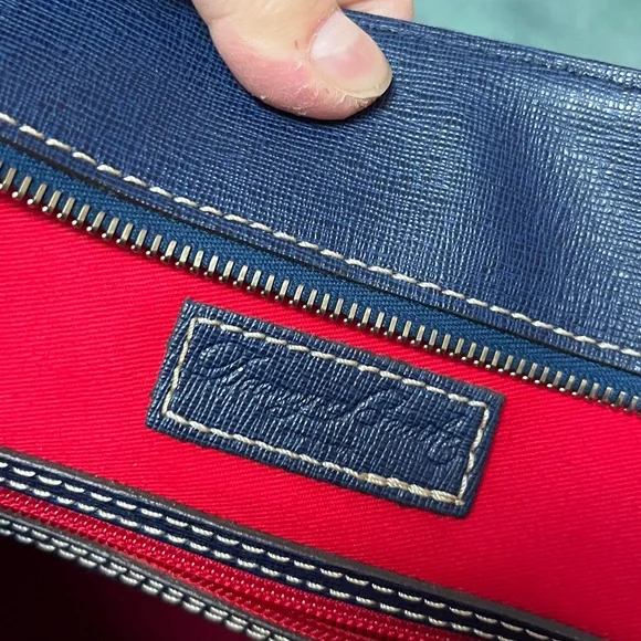 EUC Dooney & Bourke Navy Saffiano Shopper Leather Shoulder Bag Tote - Picture 12 of 16